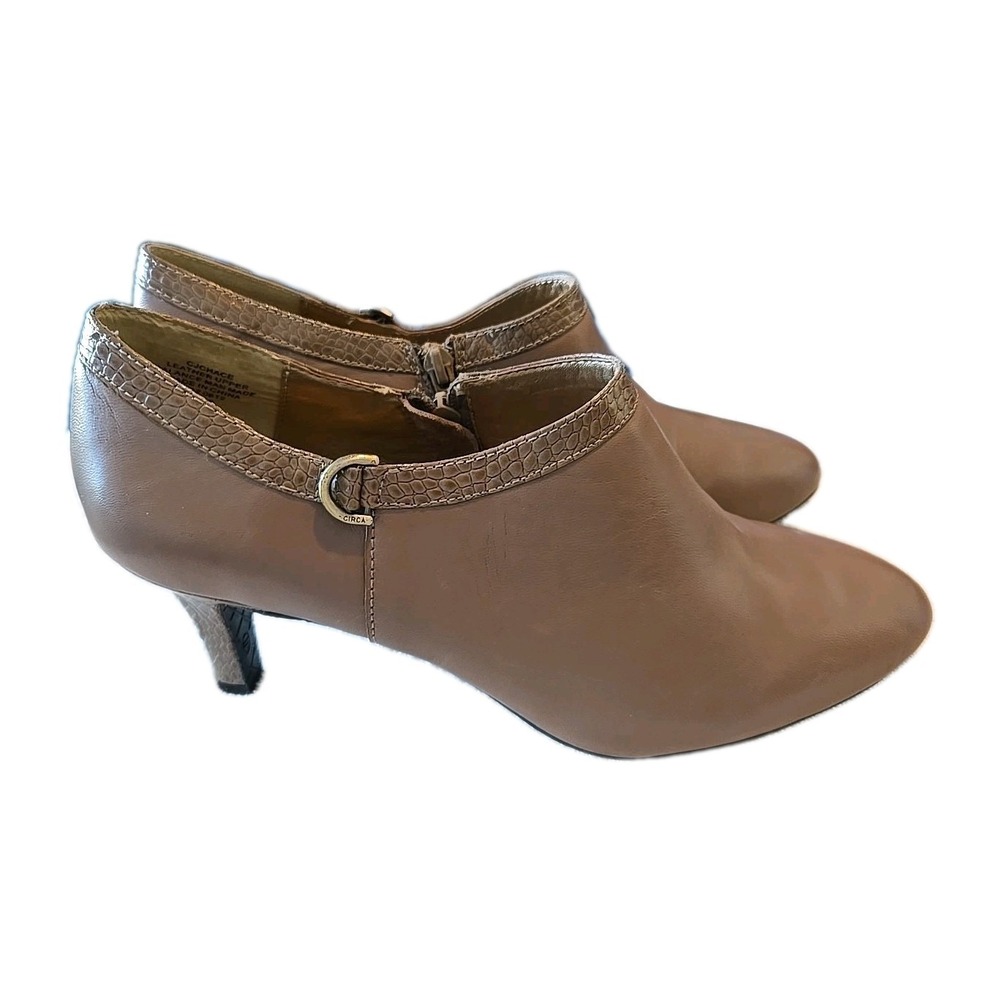 Circa Joan & David Women's Chace Ankle Bootie Taupe Leather Size 11M